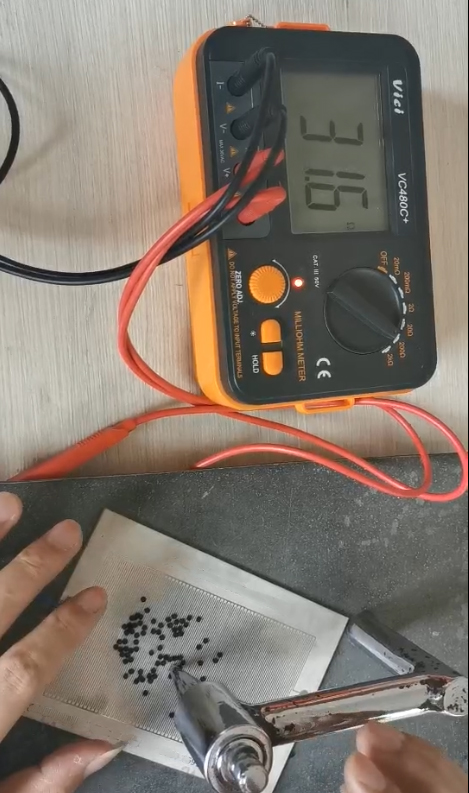 硅胶按键使用的普通黑粒电阻值